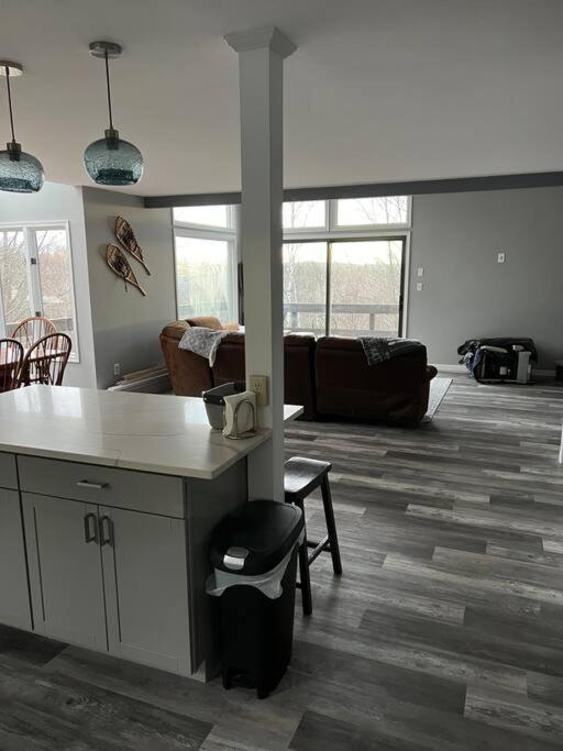 Pocono Paradise - 3 Bedroom 3 And Half Bathroom Townhouse タナーズビル エクステリア 写真
