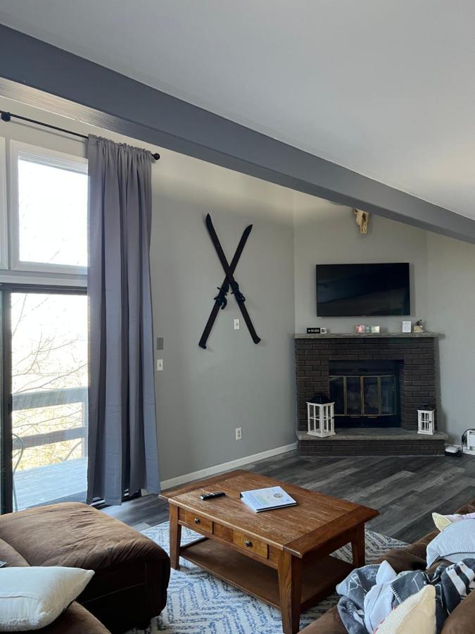Pocono Paradise - 3 Bedroom 3 And Half Bathroom Townhouse タナーズビル エクステリア 写真
